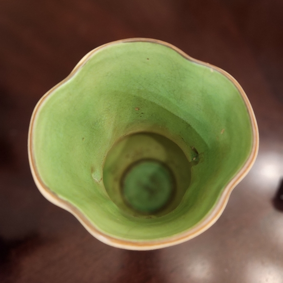 Vintage Weller Pottery Vase - Picture 9 of 14